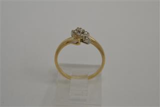 Diamond Fashion Ring 7 Diamonds .07ctw 14K Yellow Gold 1.5g Sz:5